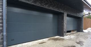 Купить гаражные ворота секционные Сланцы, цена от 3829 руб.